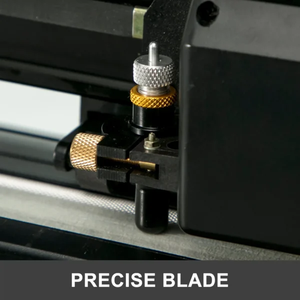 Lame de découpe de précision en gros plan – machine KI-1351E